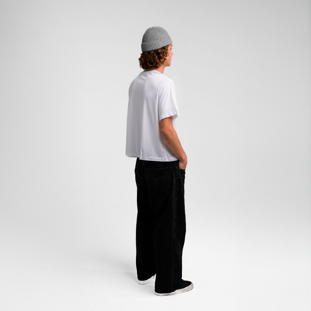 signature white cropT
