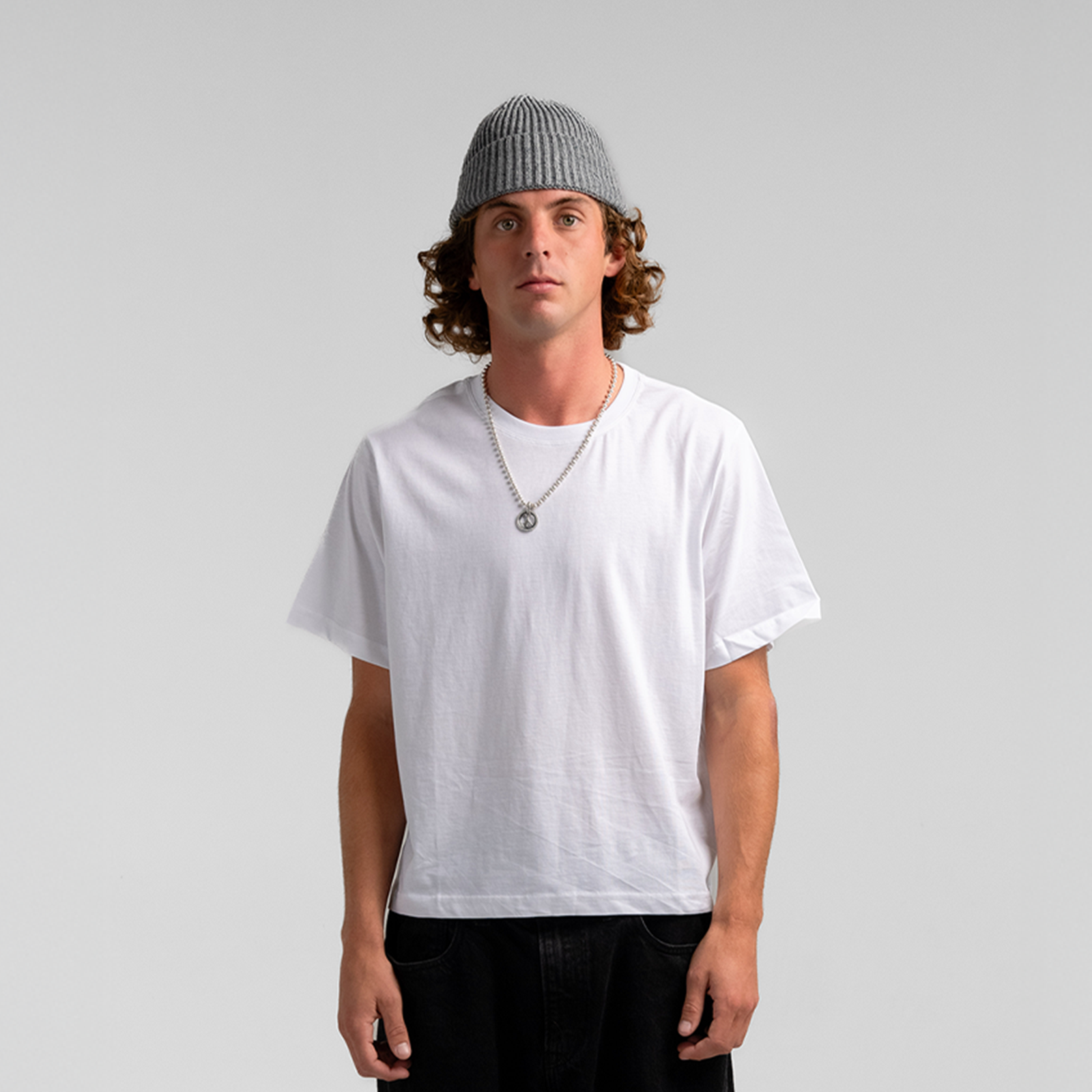 signature white cropT